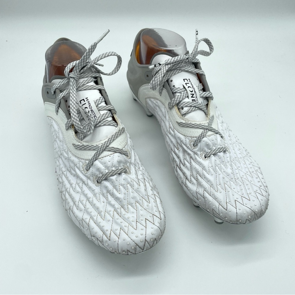 Under Armour Magnetico Clone Pro 2.0 Premier FG White Soccer Cleats Size 10 Mens